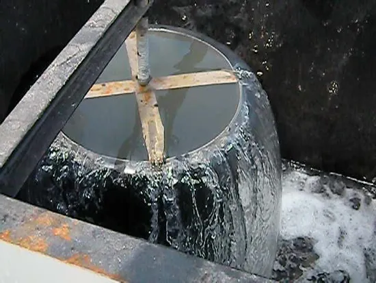 Abwasserreinigungssystem, flache Flotation mit gelöster Luft für Papierfabrikabwasser